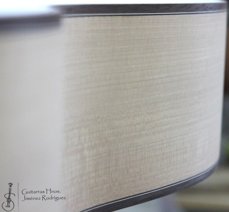 Aros de guitarra de ciprés