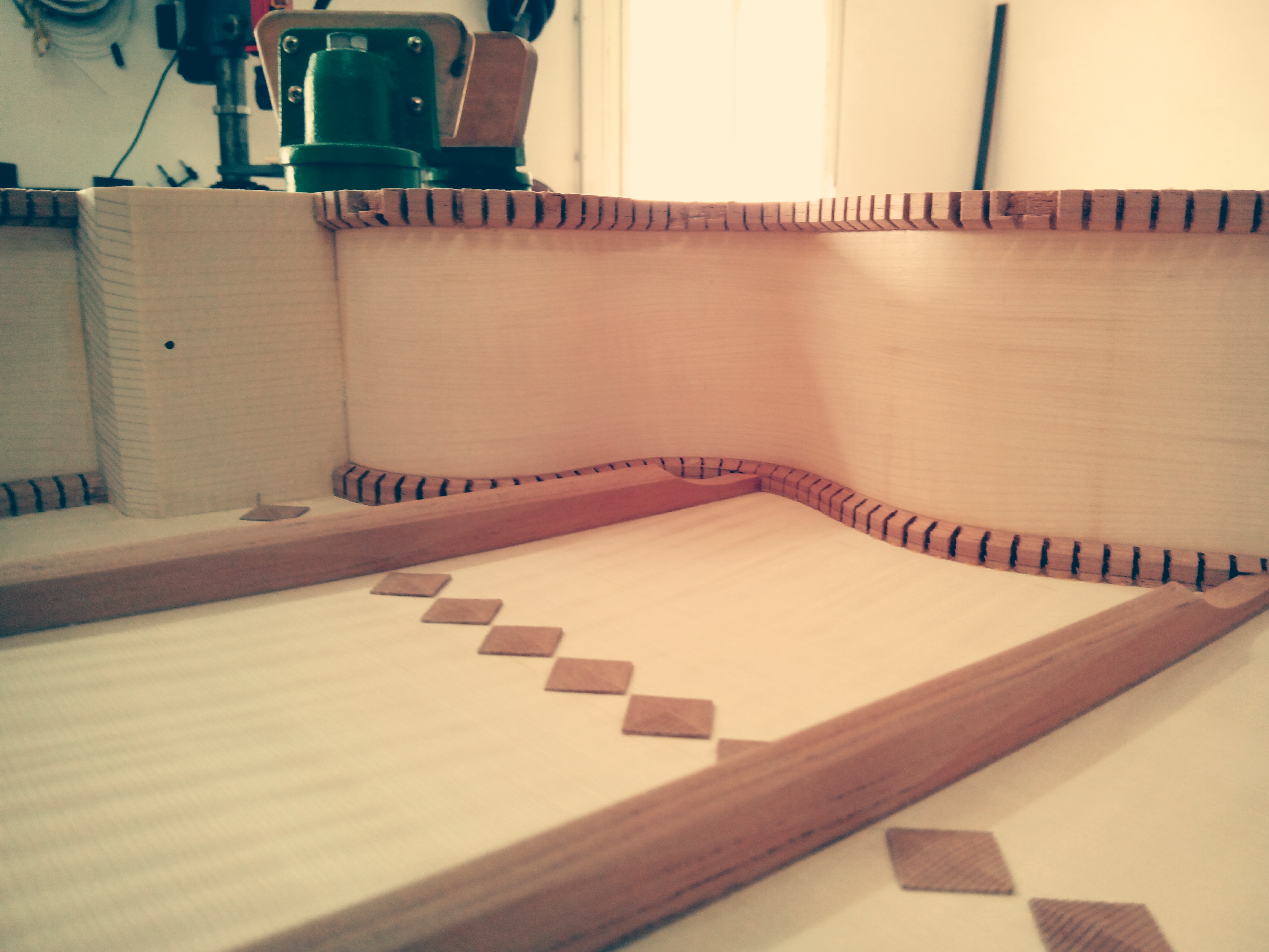 Molde guitarra con cutaway